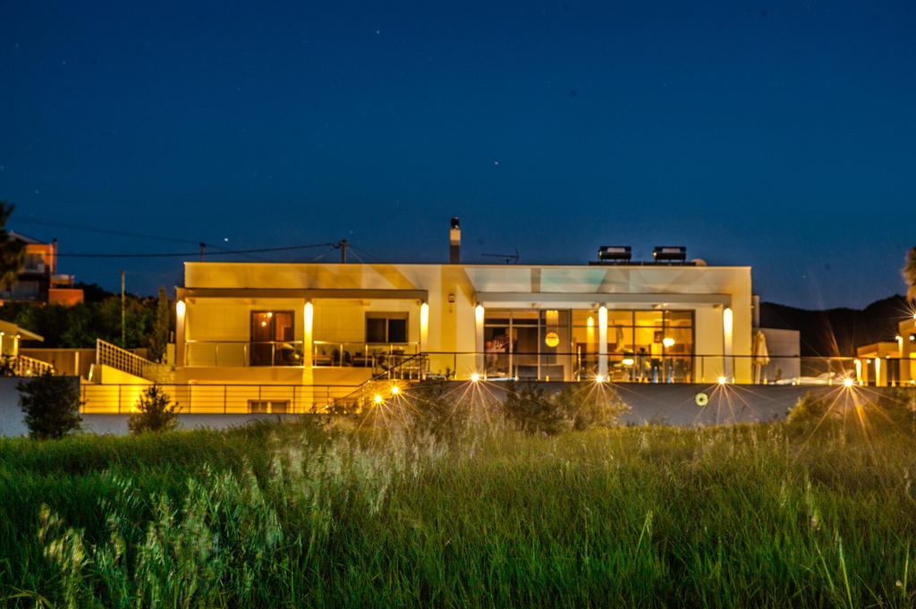Villa Prigipessa Agia Marina Eksteriør billede