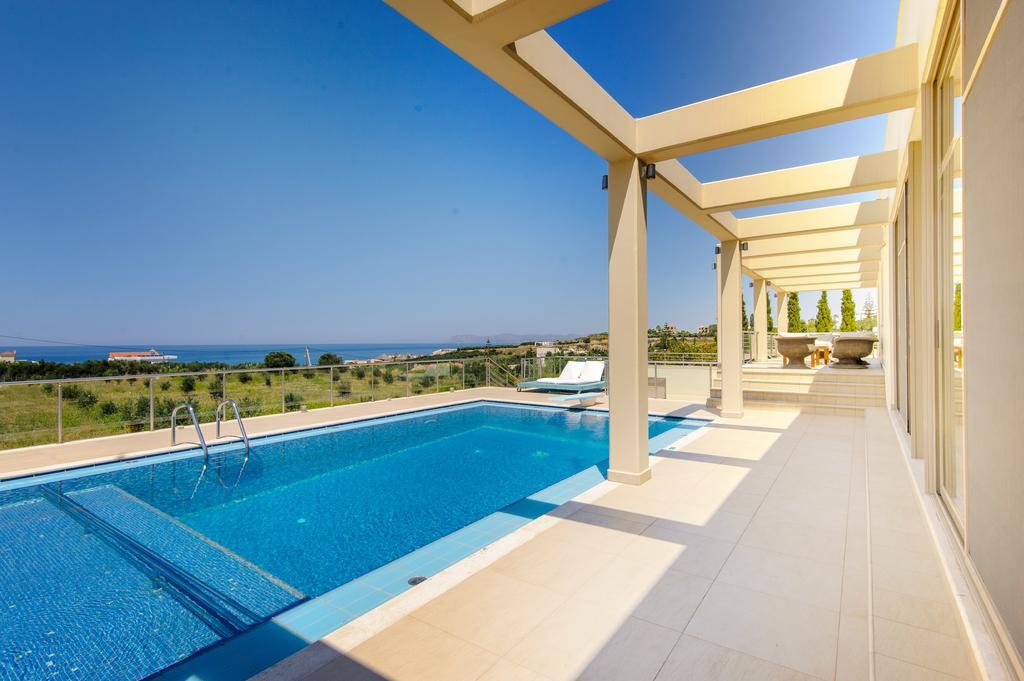 Villa Prigipessa Agia Marina Eksteriør billede