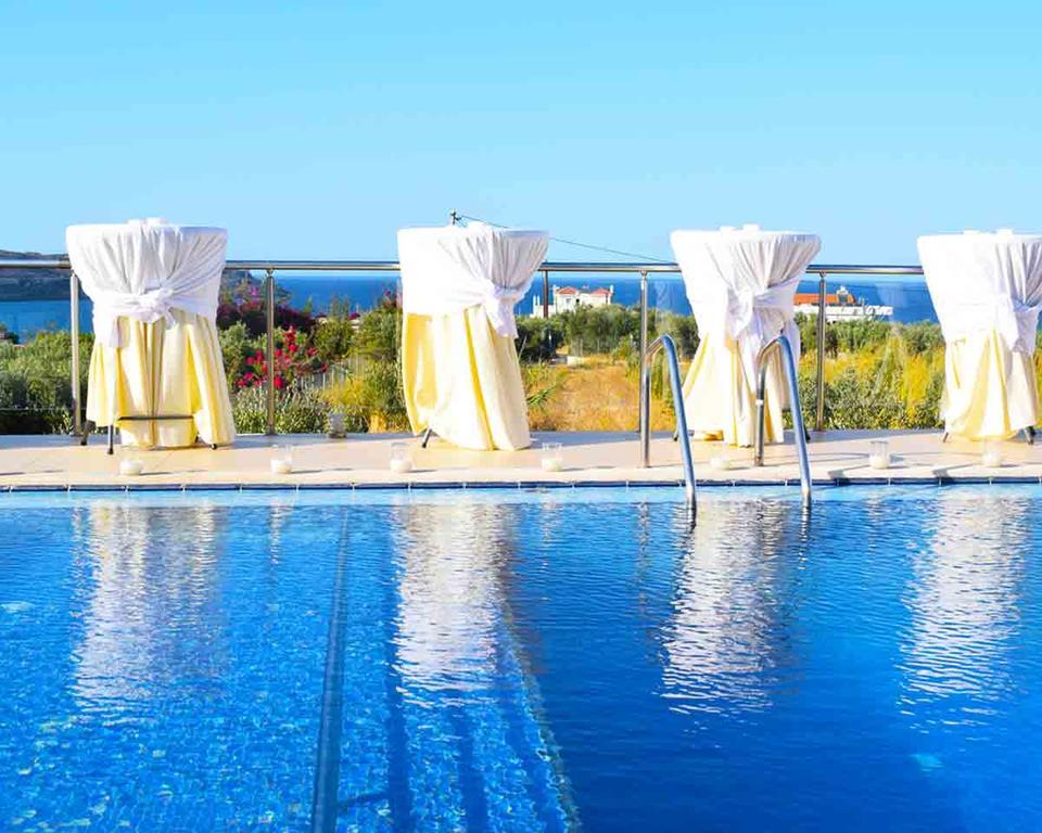 Villa Prigipessa Agia Marina Eksteriør billede